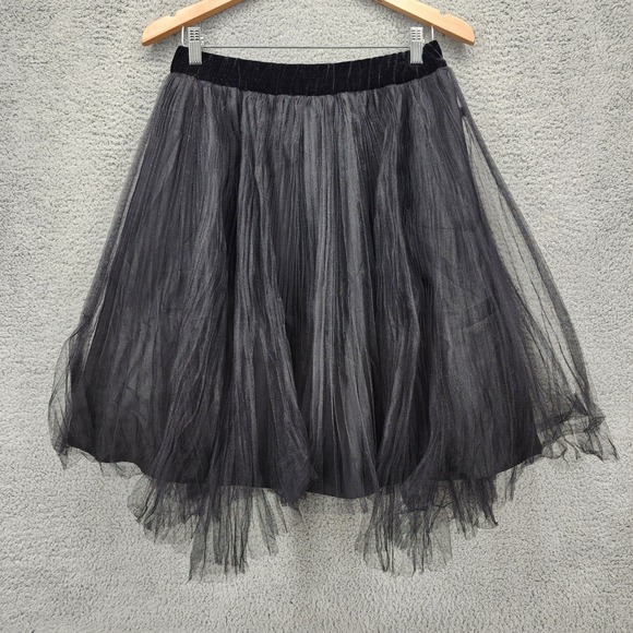 White House Black Market Dresses & Skirts - White House Black Market Black Tulle Mesh Skirt Velvet Waistband Small